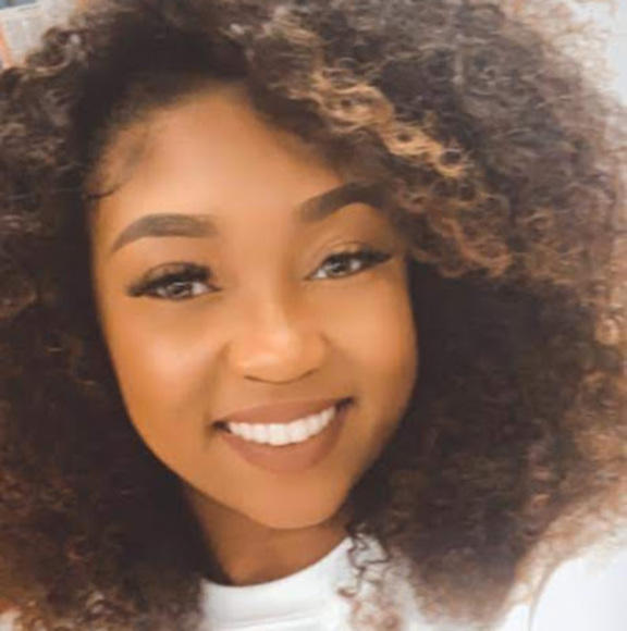 Meet your Posher, Samaya - Picture 1 of 1